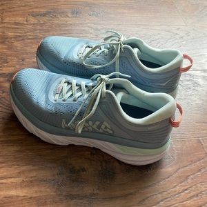 Hoka Bondi 7 Size 9.5 in Light Blue / Coral